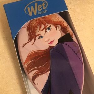 Wet brush Frozen 2 “Anna” Detangler New